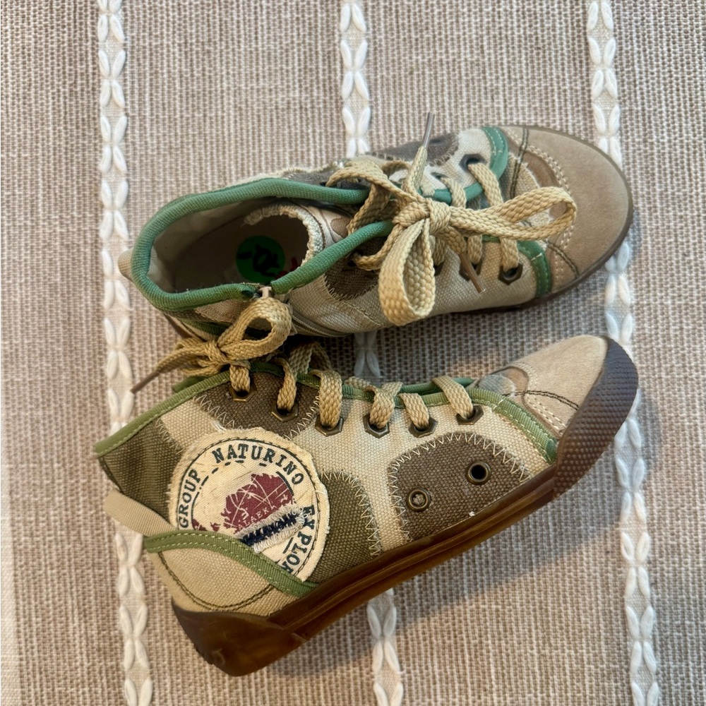 Naturino Green and Tan High-Top Sneakers